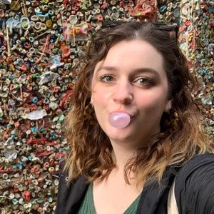 Meet your Posher, Brianna